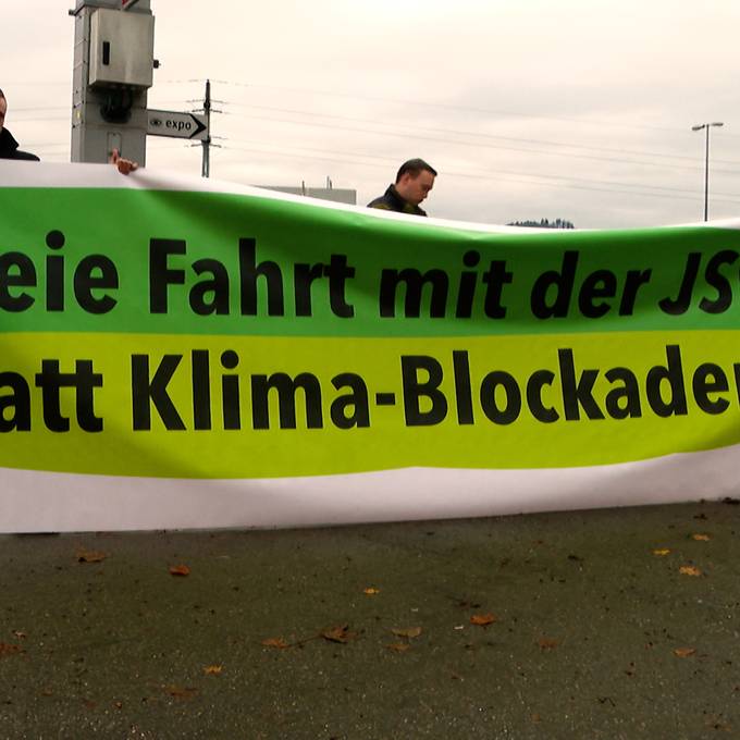 JSVP imitiert Klima-Aktivisten – aber ohne Blockade