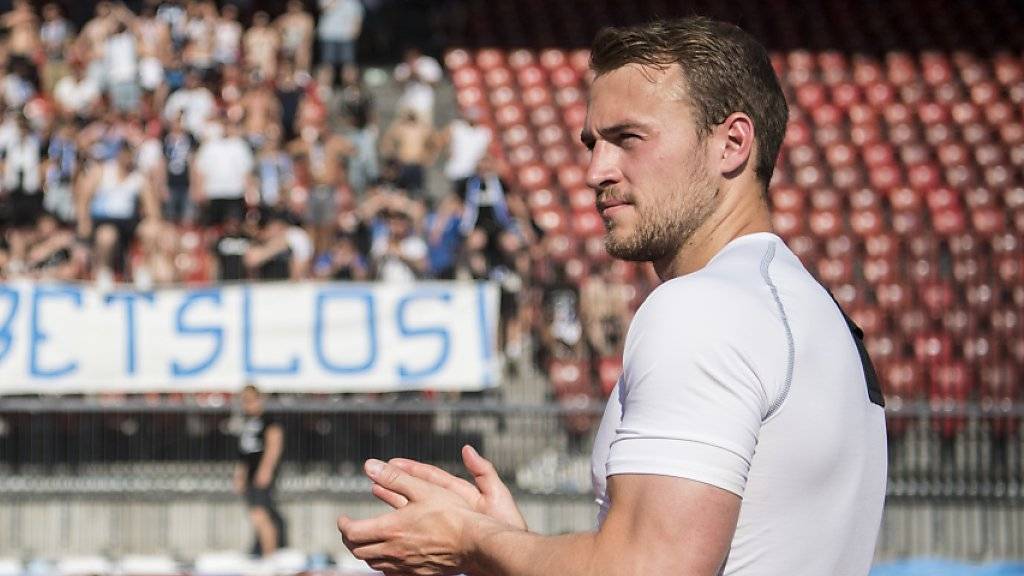 Runar Sigurjonsson verabschiedete sich nach dem Spiel gegen Basel ein letztes Mal von den GC-Fans