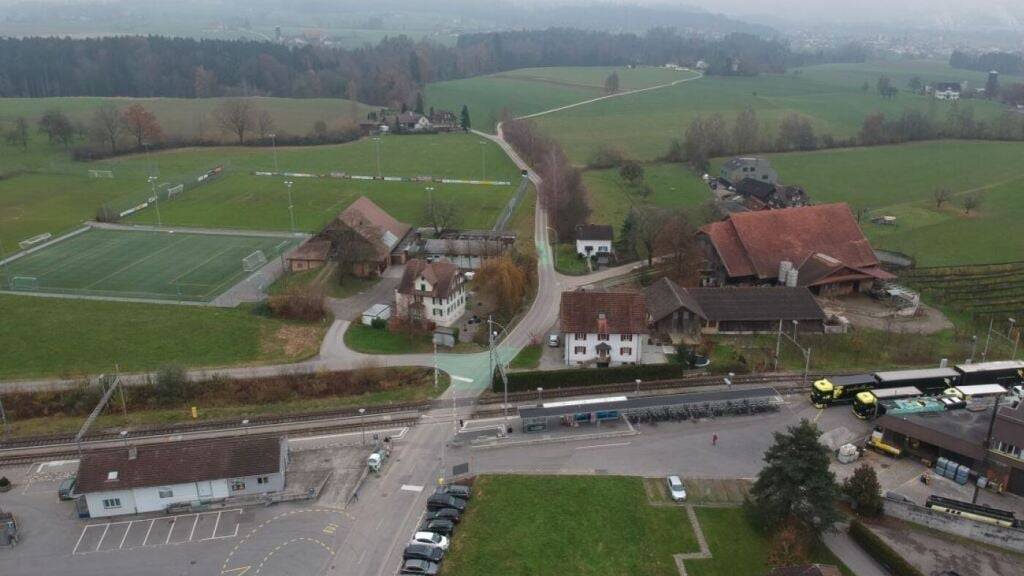 Blick von oben auf die Sportanlage Weierhus in Eschenbach LU.