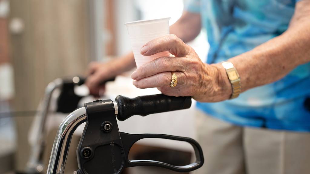 Kosten für Altersbetreuung steigen leicht an