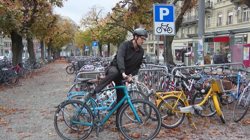 Die Stadt Bern stimmt über Veloparkplätze ab