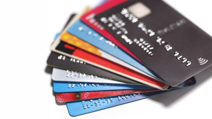 RFID-Blocker schützen deine Bankkarte im Hosensack – aber sind sie überhaupt notwendig?