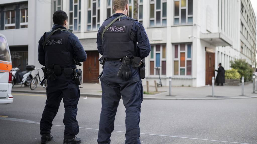 Junger Messerstecher steht am 1. Juli in Dielsdorf vor Gericht