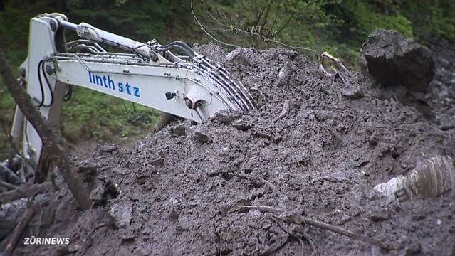 Ein Toter bei Murgang im Glarus