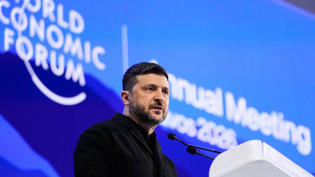 Der ukrainische Präsident Wolodymyr Selenskyj spricht beim Jahrestreffen des Weltwirtschaftsforums (WEF). Foto: Markus Schreiber/AP/dpa