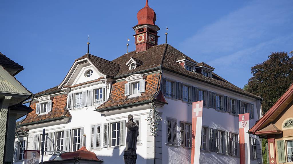 Die Obwaldner Regierung plant bessere Arbeitsbedingungen für die kantonale Verwaltung. (Archivbild)