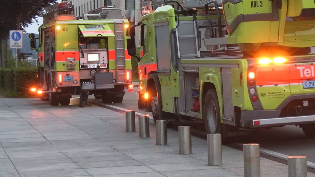 Feuerwehreinsatz an der ETH Hönggerberg – in Labor brennt es plötzlich