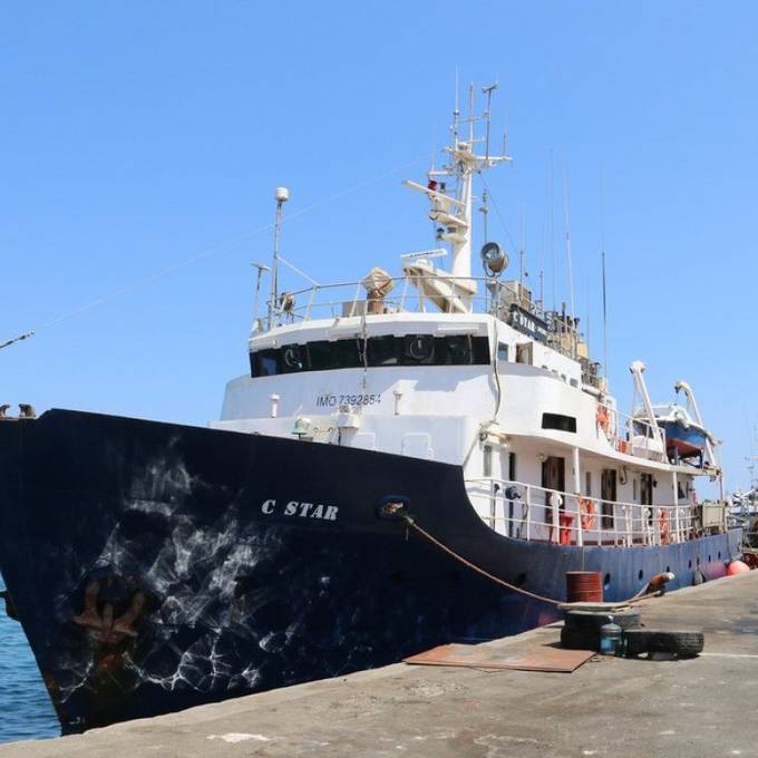 Schiff rechtsextremer Aktivisten verfolgt Rettungsschiff «Aquarius»