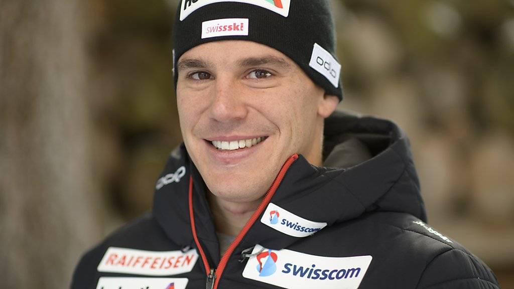 Jovian Hediger, aktuell die Schweizer Nummer 1 im Sprint, lächelt in die Kamera