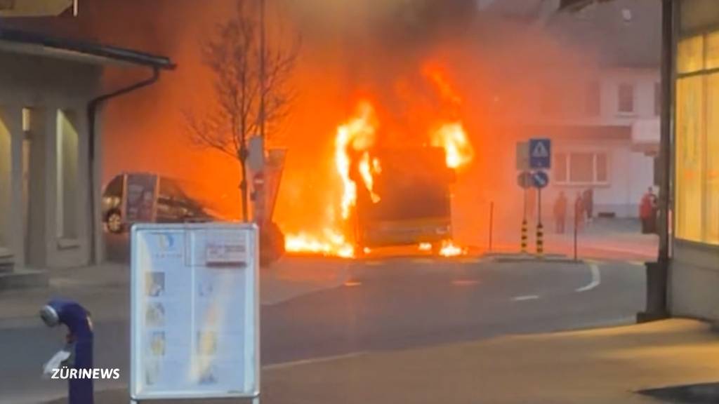 Mindestens 6 Tote nach Postauto-Brandanschlag in Kerzers
