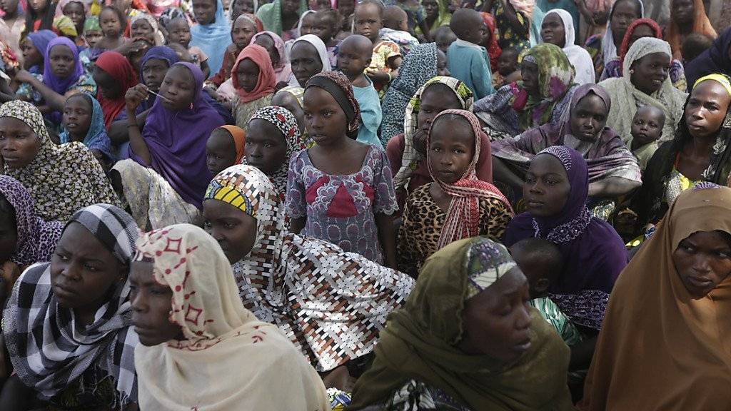 Vor Boko Haram geflohen - vom Hunger bedroht: Flüchtlinge in einem Lager im nigerianischen Yola. (Archiv)