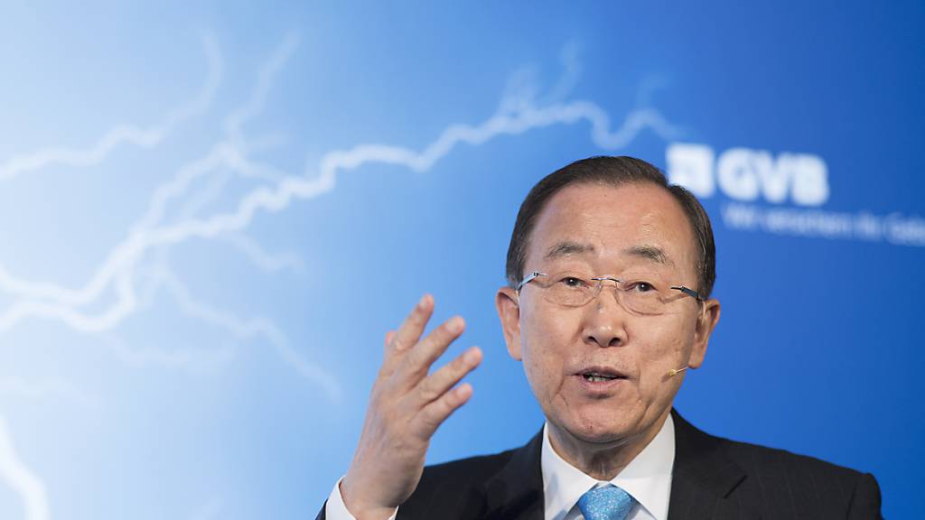 Der ehemalige Uno-Generalsekretär Ban Ki-moon gehört zu einer Gruppe von Politikern, die einen Appell an die Staats- und Regierungschef in Europa und den USA lanciert haben. Dabei geht es um die rasche Verteilung nicht genutzter Impfstoffe an bedürftige Staaten. (Archivbild)