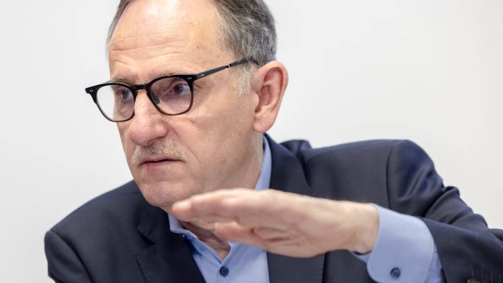 Der Zürcher Sicherheitsdirektor Mario Fehr (parteilos) will im kommenden Herbst die Asylquote senken.