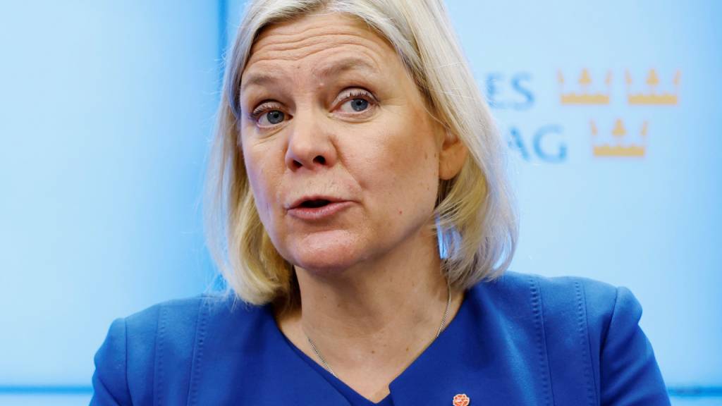 Magdalena Andersson, Finanzministerin von Schweden und Parteivorsitzende der Sozialdemokratischen Partei, spricht während einer Pressekonferenz. (Archivbild) Foto: Fredrik Persson/TT News Agency/AP/dpa