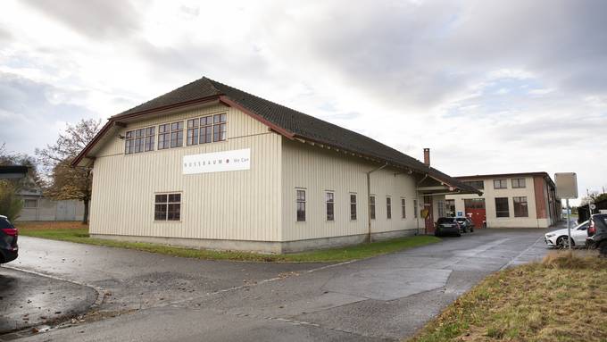Letzte Tubenfabrik der Schweiz schliesst – 35 Leute betroffen