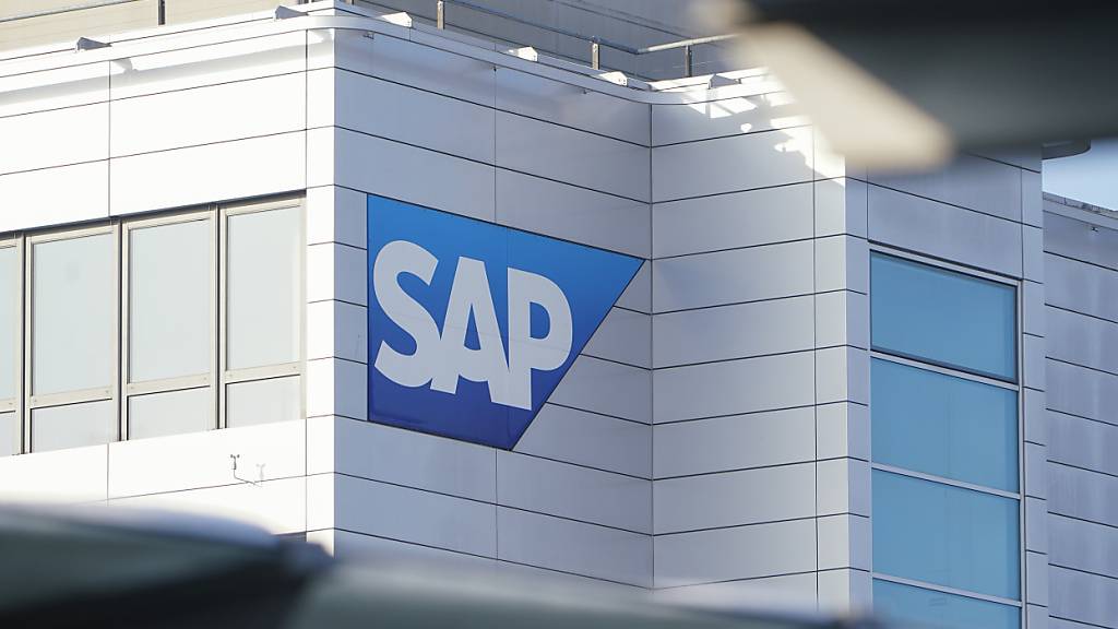 SAP erwartet trotz Wirtschaftsflaute mehr operativen Gewinn