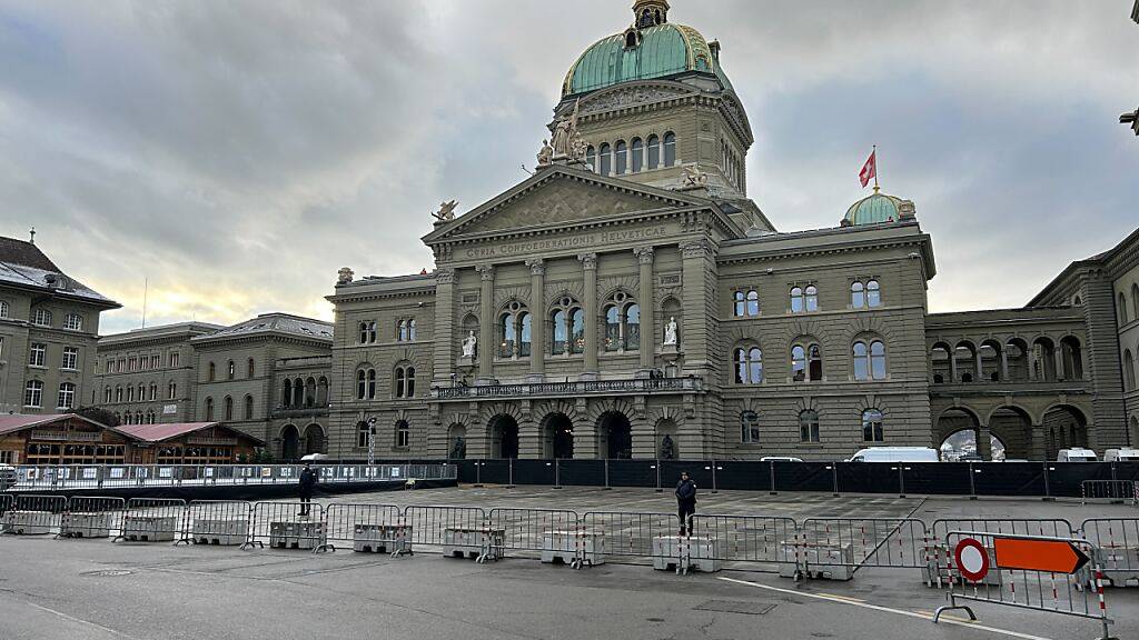 Das Bundeshaus war am Montagmorgen abgeriegelt.