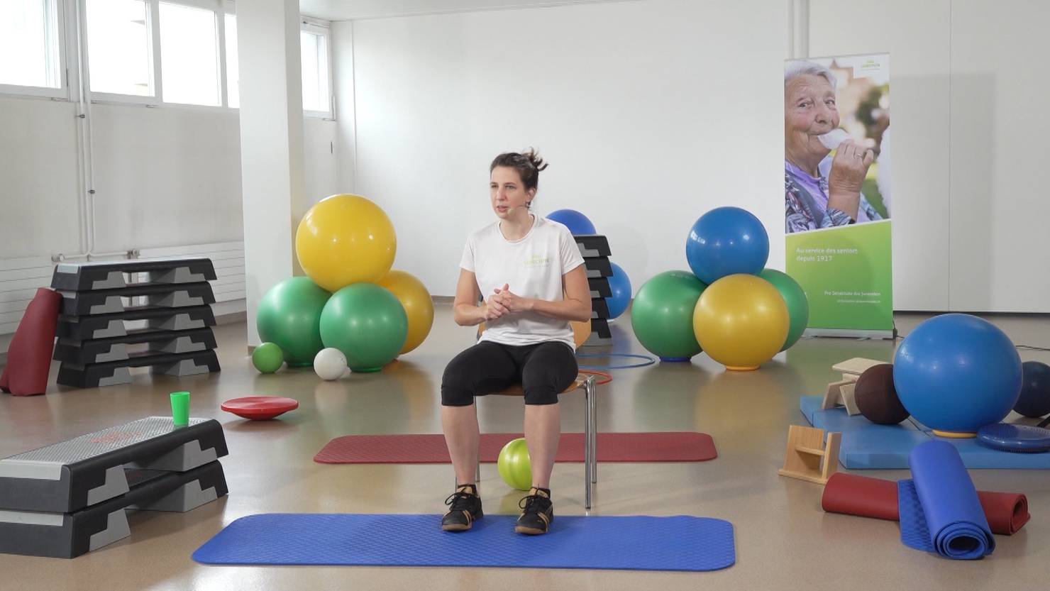 «Gymnastik im Wohnzimmer» vom 3. Juni 2021 - TeleBärn