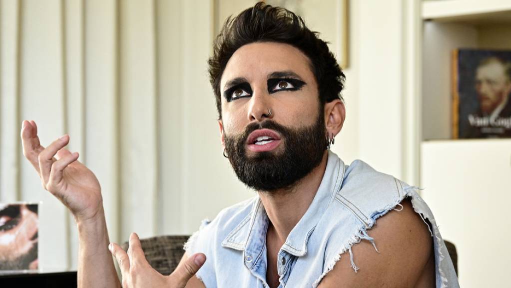 Conchita Wurst hat 2014 den Eurovision Song Contest für Österrreich gewonnen. Jetzt soll der Travestiekünstler die von Stefan Raab geplante deutsche Alternative moderieren. (Archivbild)