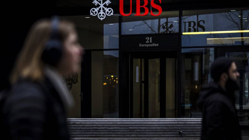 Mit Abschluss der Restrukturierungen per Ende 2026 erwartet die UBS laut SNB substanzielle Gewinne. (Archivfoto)