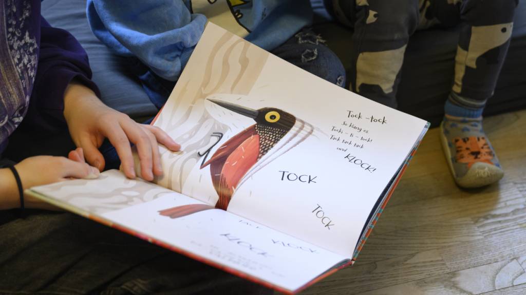 Der Kanton Zug übernimmt ab August einen Drittel der Kinderbetreuungskosten. (Symbolbild)