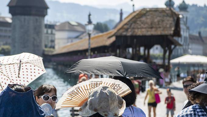 Luzern erleuchtet: Neue Aura für Holzbrücken