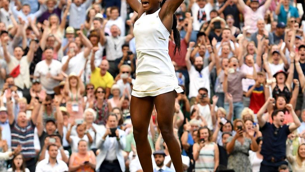 Die erst 15-jährige Cori Gauff wehrte gegen Polona Hercog zwei Matchbälle ab und steht bei ihrem Grand-Slam-Debüt gleich in den Achtelfinals