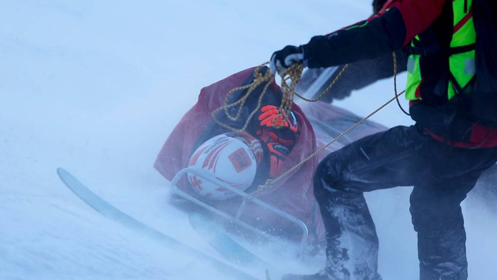 Sturz mit Folgen: Vor genau einem Jahr verletzte sich Petra Vlhova beim Heimrennen in Jasna so schwer am Knie, dass die Slowakin nun auch auf die WM im Februar verzichten muss