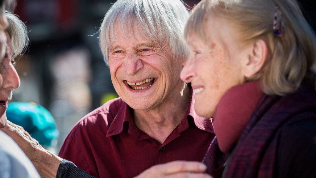 Die meisten Entscheidungen trifft Clown Dimitri aus dem Bauch heraus: Dass er eigentlich lieber gegen eine zweite Gotthard-Röhre stimmen würde, hat der ehemalige Befürworter gerade noch rechtzeitig gemerkt (Archiv)