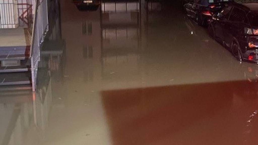 Die Keller von sechs Wohnhäusern im Zürcher Seefeld liefen voll.