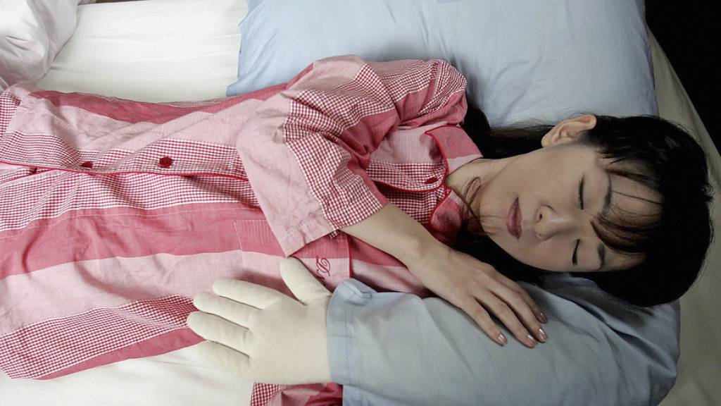 Umfrage: Junge japanische Erwachsene holen beim Schlaf auf