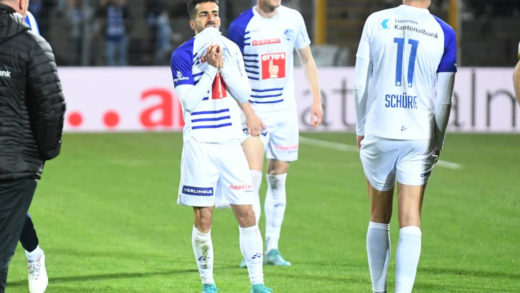 Das Bild täuscht: Die Spieler vom FC Luzern berappeln sich nach der Penalty-Niederlage in Lugano rasch
