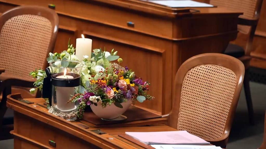 Schweigeminute im Parlament: Nationalrat gedenkt verstorbenem Alfred Heer
