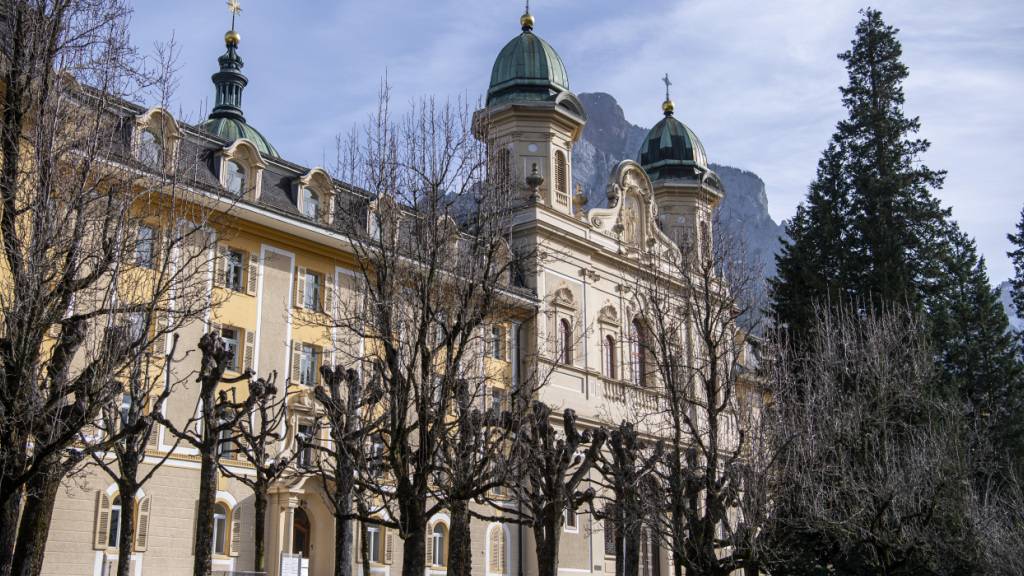 Schwyzer Regierung entlastet Lehrkräfte an Gymis und Berufsschulen