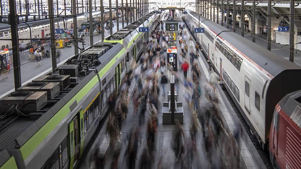 Der Bahnhof Luzern hat seine Kapazitätsgrenze erreicht. (Archivaufnahme)