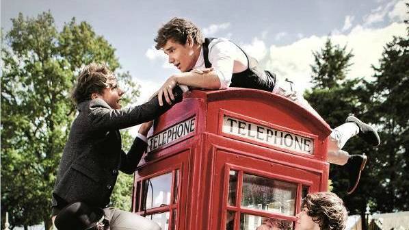 Wältcharts: One Direction - One Way Or Another (Teenage Kicks)