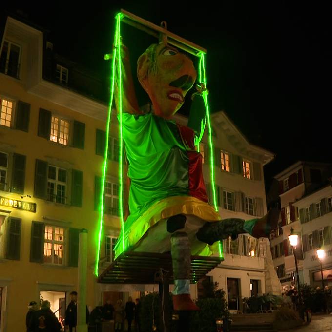 Die Solothurner Bööggin wird auf dem «Gygampfi» ein Raub der Flammen