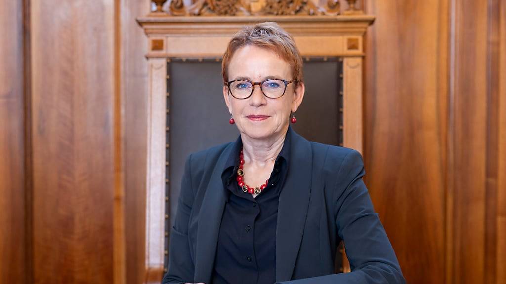 Eva Herzog (SP/BS) ist, als sechste Frau in der Geschichte der Schweiz, von der kleinen Kammer zur neuen Ständeratspräsidentin gewählt worden. (Archivbild)