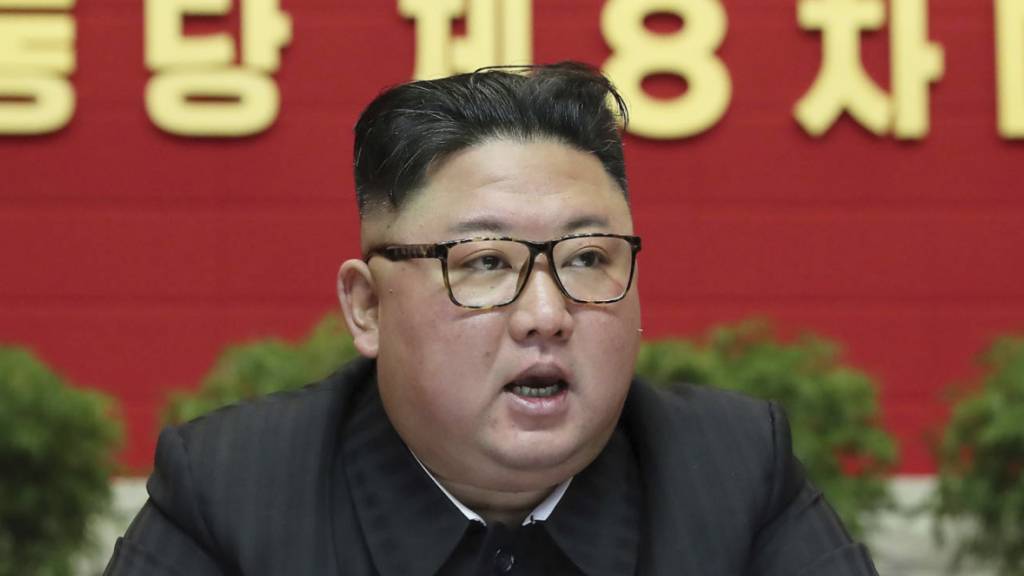 Der nordkoreanische Führer Kim Jong-un nimmt an dem achten Kongress der herrschenden Arbeiterpartei in Pyongyang teil. Foto: Uncredited/KCNA via KNS/AP/dpa - ACHTUNG: Nur zur redaktionellen Verwendung und nur mit vollständiger Nennung des vorstehenden Credits