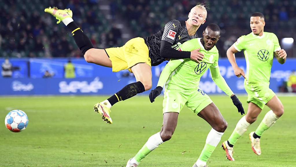 Erling Haaland trifft nach sechswöchiger Absenz gleich wieder für Dortmund. Der Norweger hat nun bereits 50. Bundesligatreffer erzielt