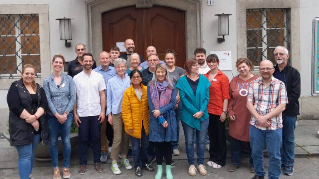Die Stimmberechtigten aus dem Kanton Aargau, die an zwei Wochenenden im Aarauer Rathaus den Demoscan-Flyer erarbeitet haben.
