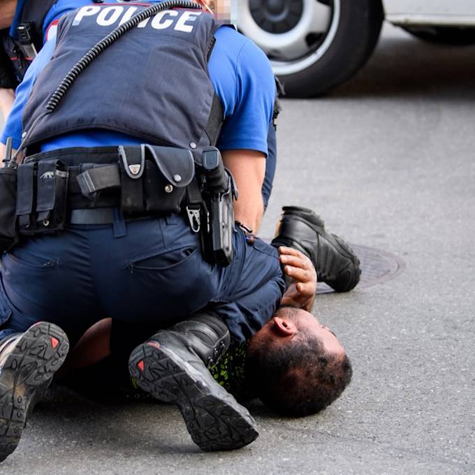 «Definitiv lätz»: Angeklagter Polizist bestreitet Vorwürfe von Polizeigewalt