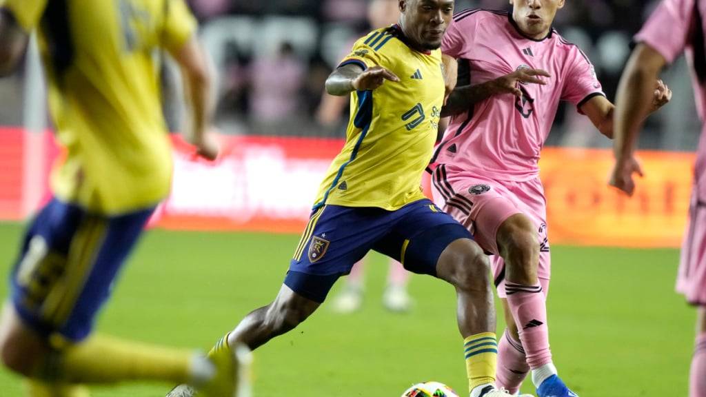 Nelson Palacio (im gelben Trikot) spielte nächste Saison leihweise auf für den FC Zürich