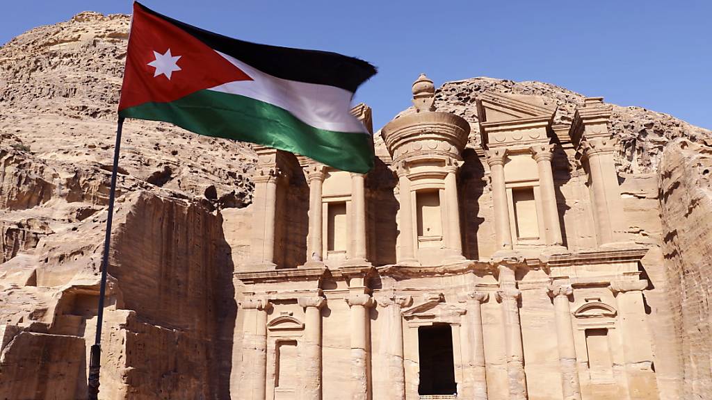 Die im Süden Jordaniens gelegene Felsenstadt Petra ist eine der grössten Sehenswürdigkeiten des Nahen Ostens und seit 1985 Unesco-Weltkulturerbe. (Archivbild)