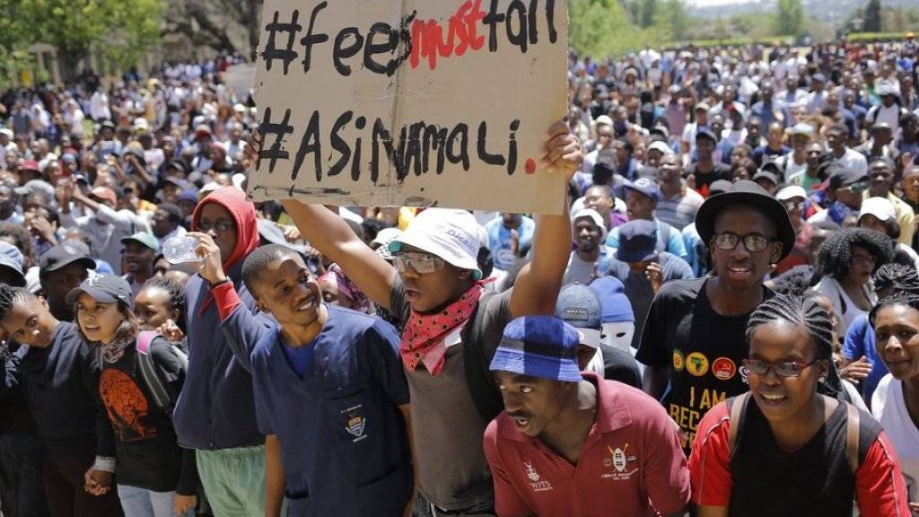 Protestierende Studenten der Witwatersrand Universität am Montag in Johannesburg.