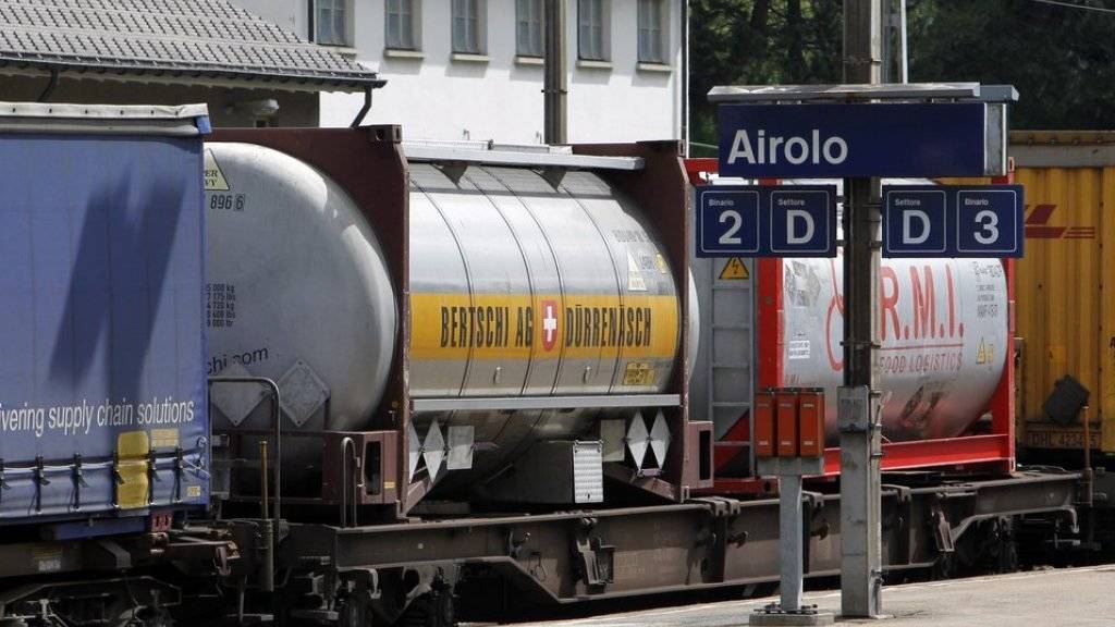 Auf der Gotthardstrecke der SBB rollte am Montag während zwei Stunden kein Zug (Archivbild).