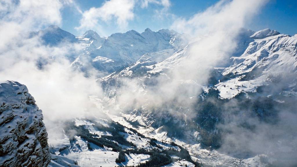 Von Lawine verschüttet: Skitourengänger erliegt im Spital seinen Verletzungen