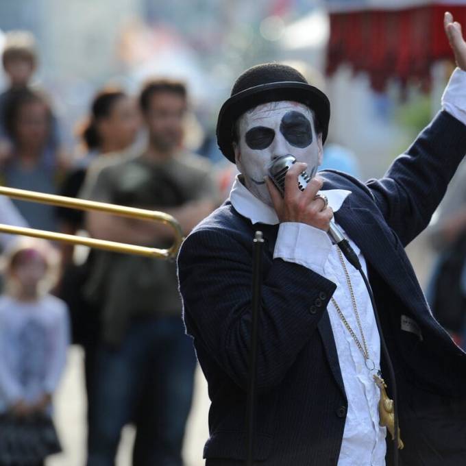 Strassenkunst, Stadtfest, Kletter-Party – das ist dein Wochenende ohne Streetparade 