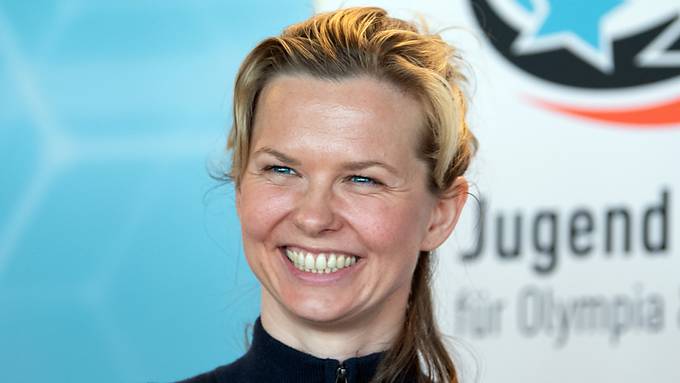 Hilfe von Britta Steffen: Paralympicssiegerin Krawzow kann heiraten