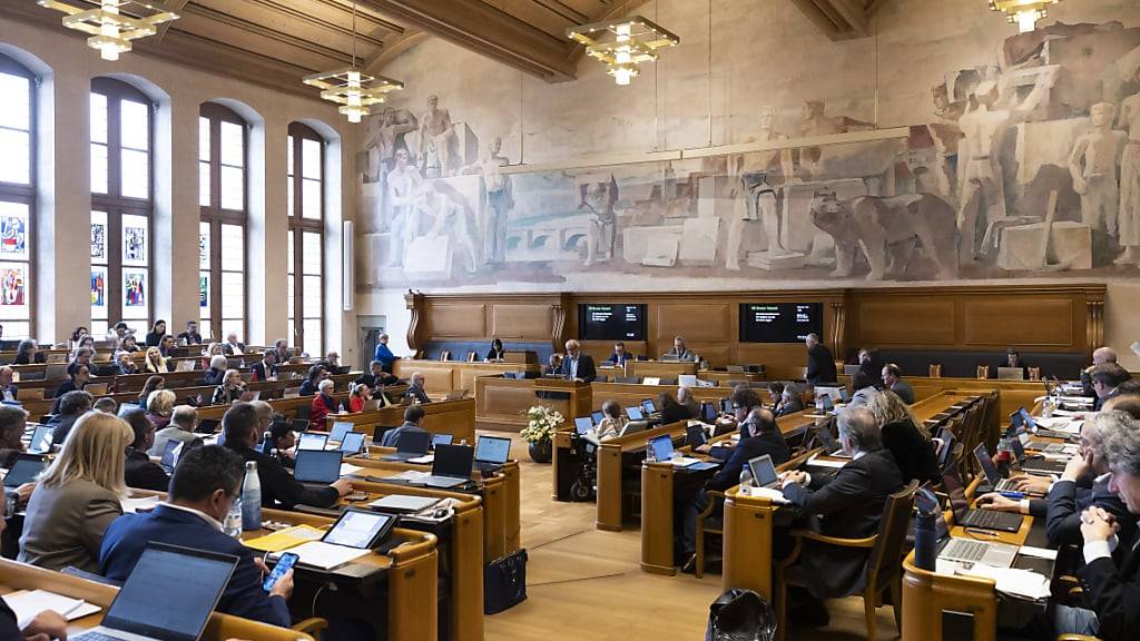 Der Grosse Rat debattierte am Mittwoch während mehreren Stunden über die Reorganisation der Verwaltung im Berner Jura. (Archivbild)